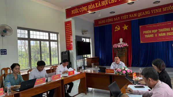 PHIÊN HỌP THƯỜNG TRỰC HĐND XÃ THÁNG 8/2025.